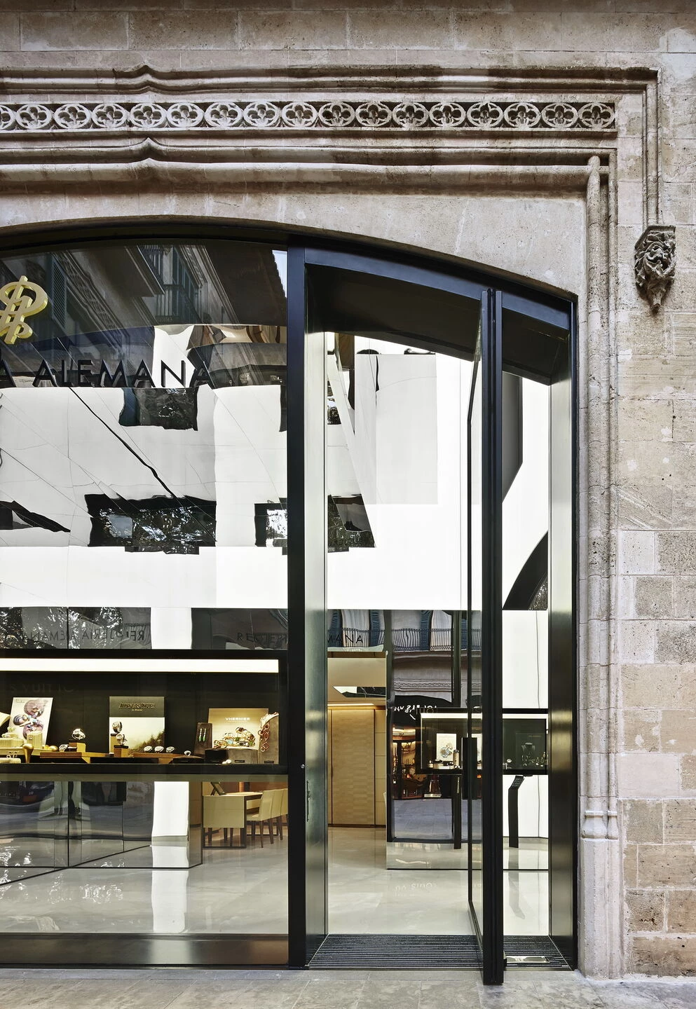 Relojería Alemana Born 珠宝店丨西班牙丨OHLAB-19