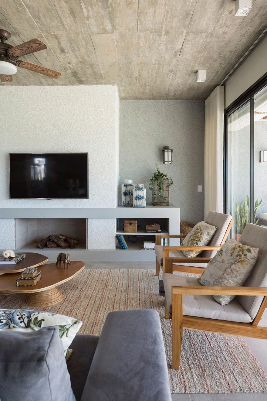 巴西 Xangri-lá的 C26 家庭住宅,Seferin Arquitetura 设计-22