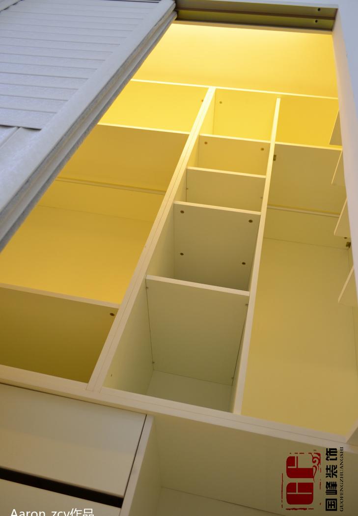 2.4 万打造 70 平现代婚房 | 极简奢华，空间利用-26