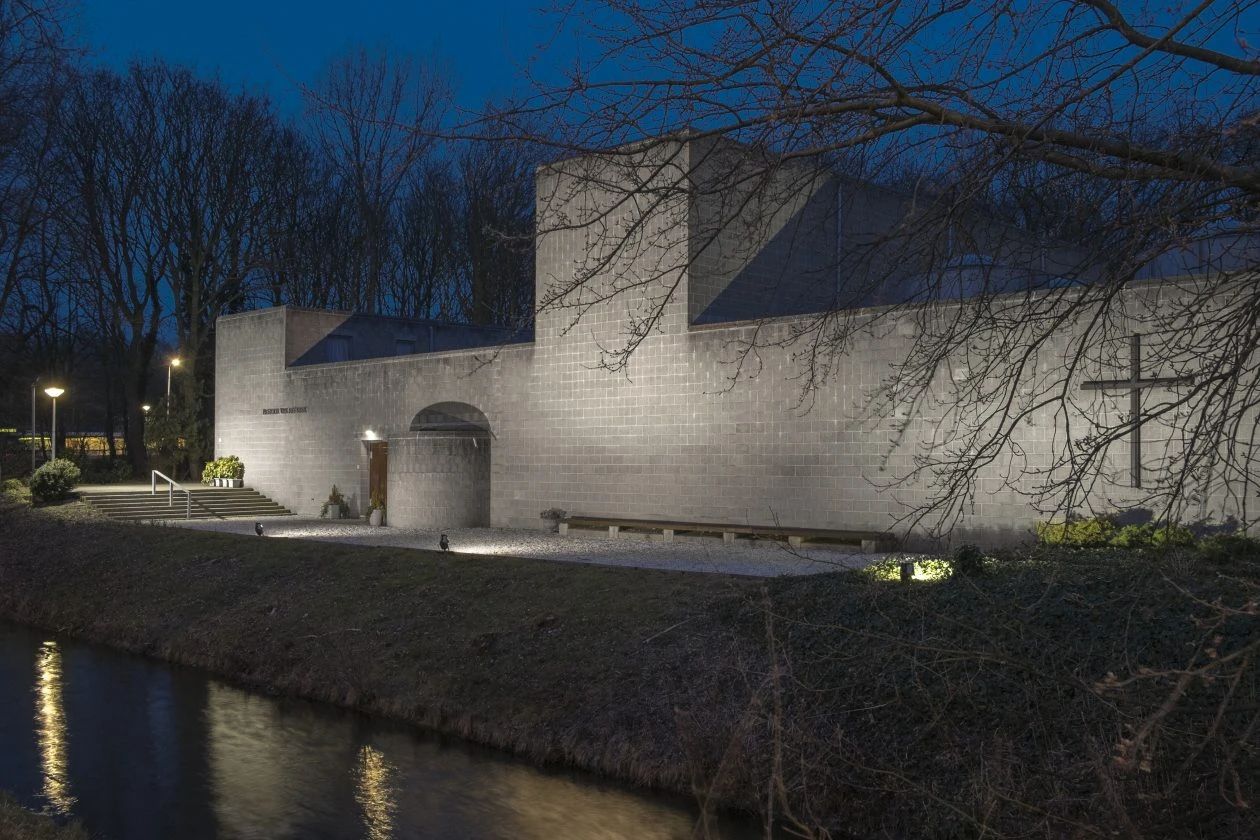 罗马天主教会丨荷兰海牙丨Aldo Van Eyck-12