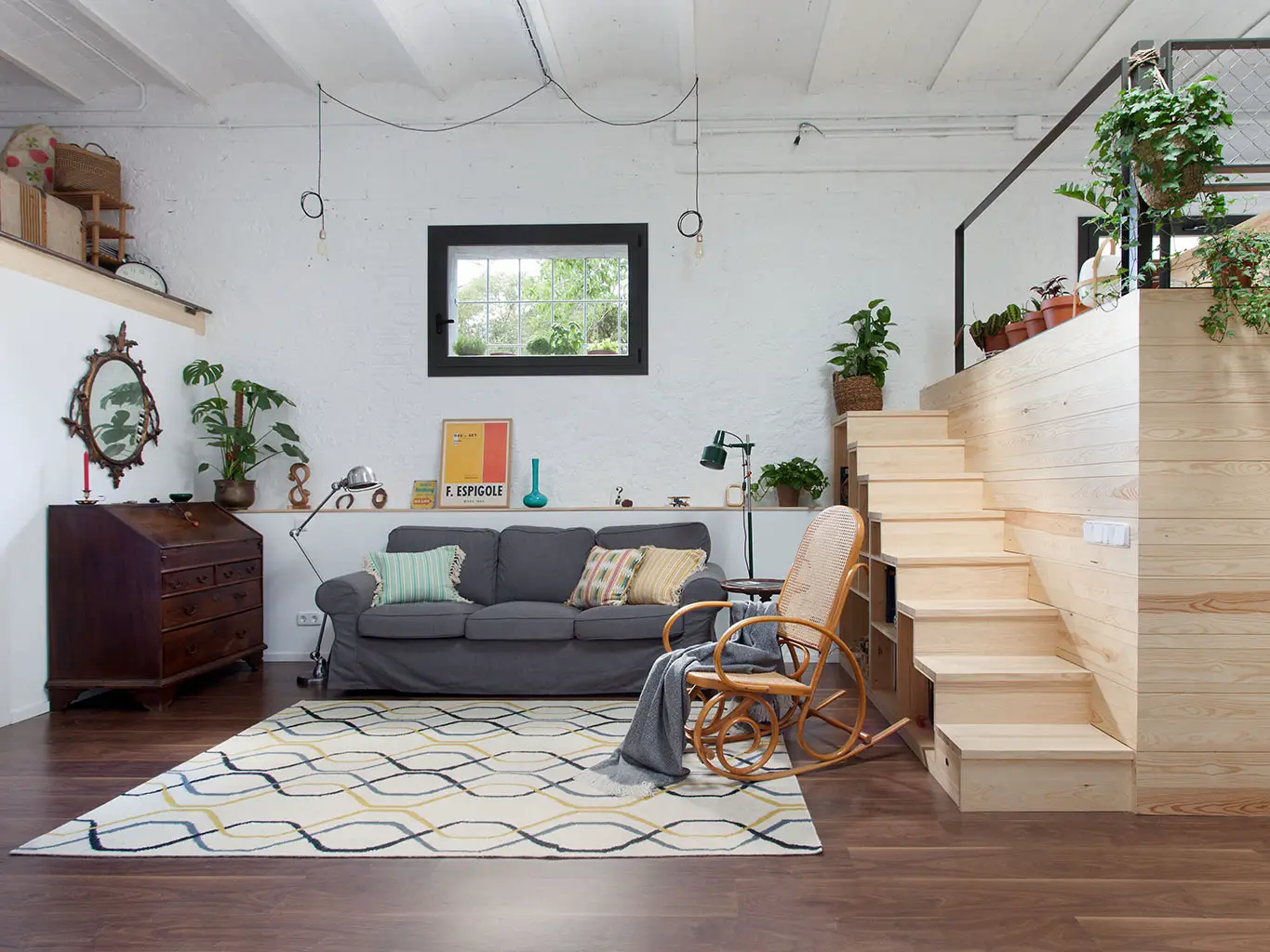 巴塞罗那 20 世纪初建筑中的时尚阁楼-5