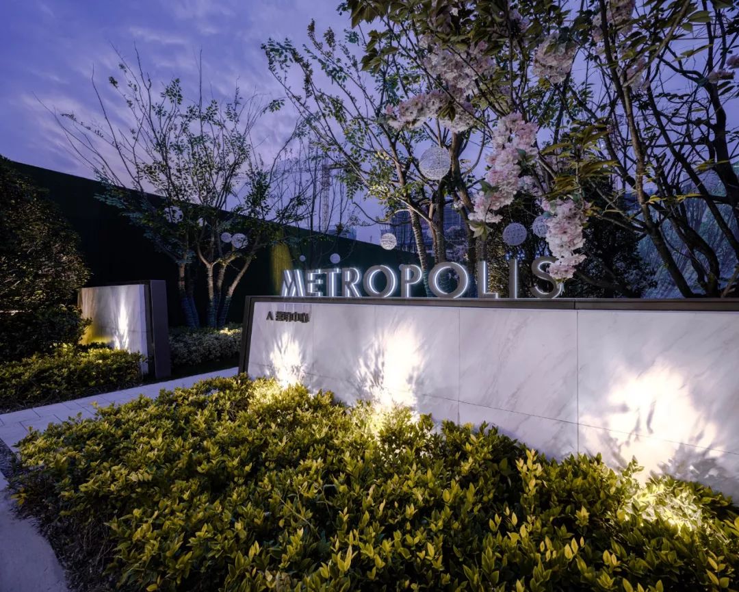 温州中梁都会中心 | 现代简约的度假空间设计-13