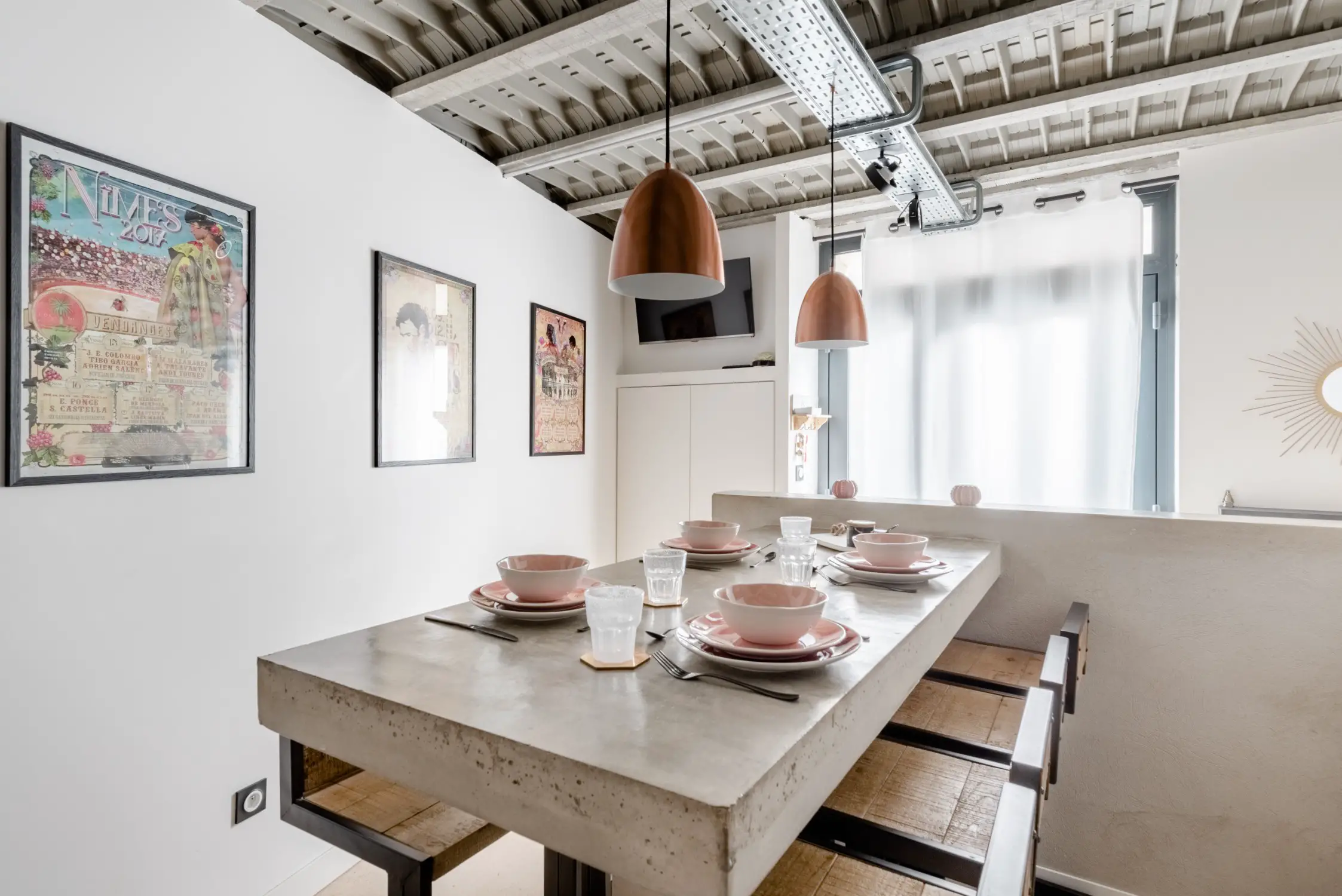 Camargue 石制阁楼 | 工业风的独特魅力-9