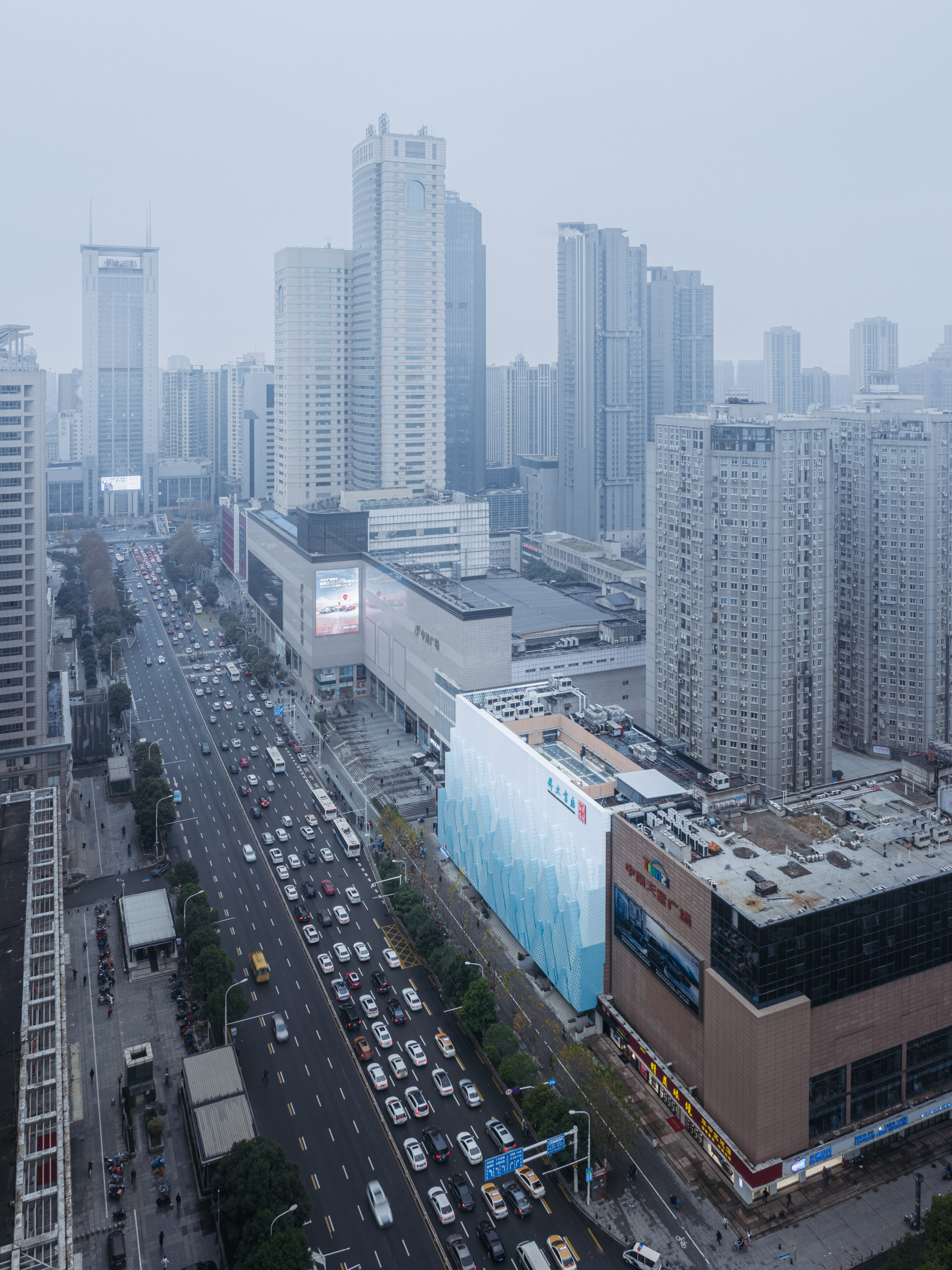 倒三角玻璃光井照亮中国武汉外语书店-32