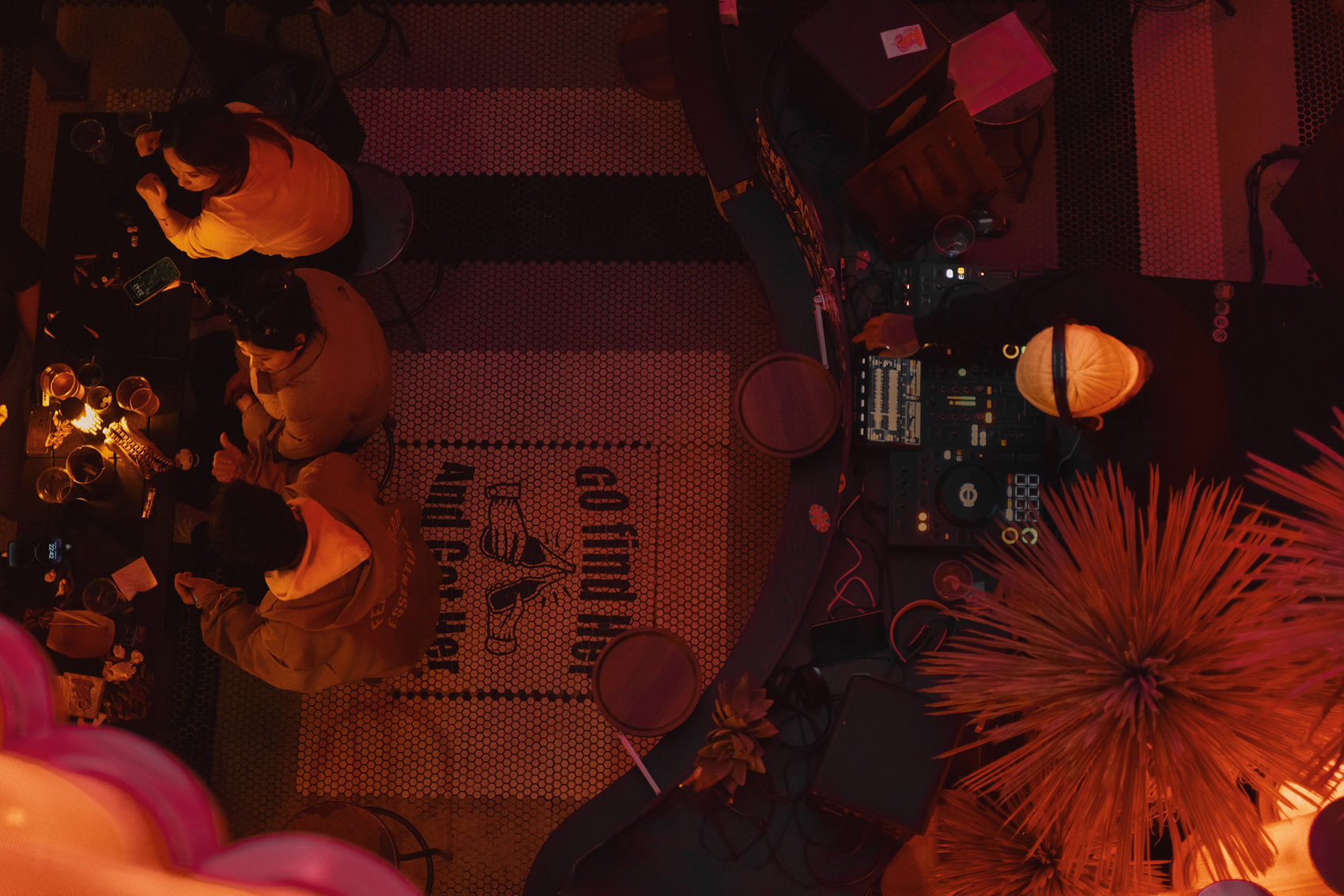 Her Bàr台北成都店丨广西南宁唐木体验咨询公司-37