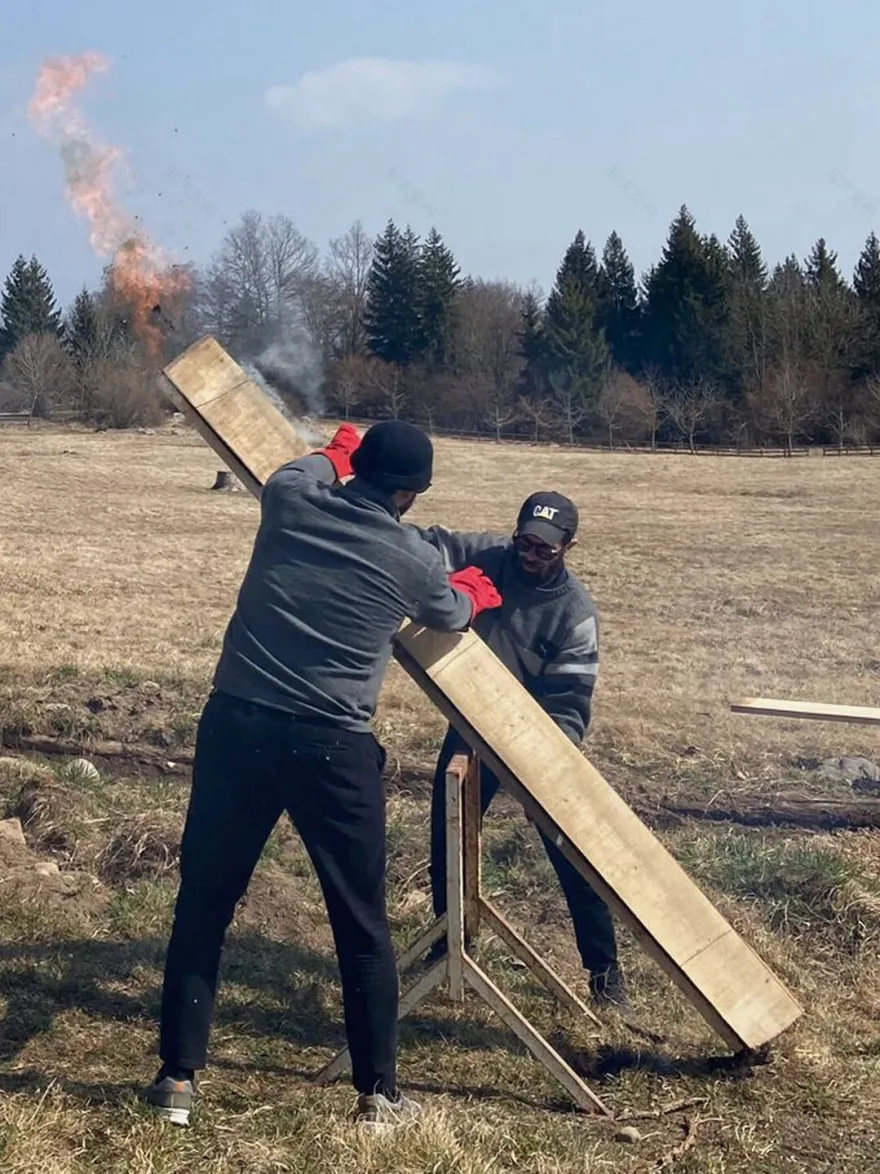 高山徒步避难所改造丨意大利丨Daniele Bonetti Architetto-47