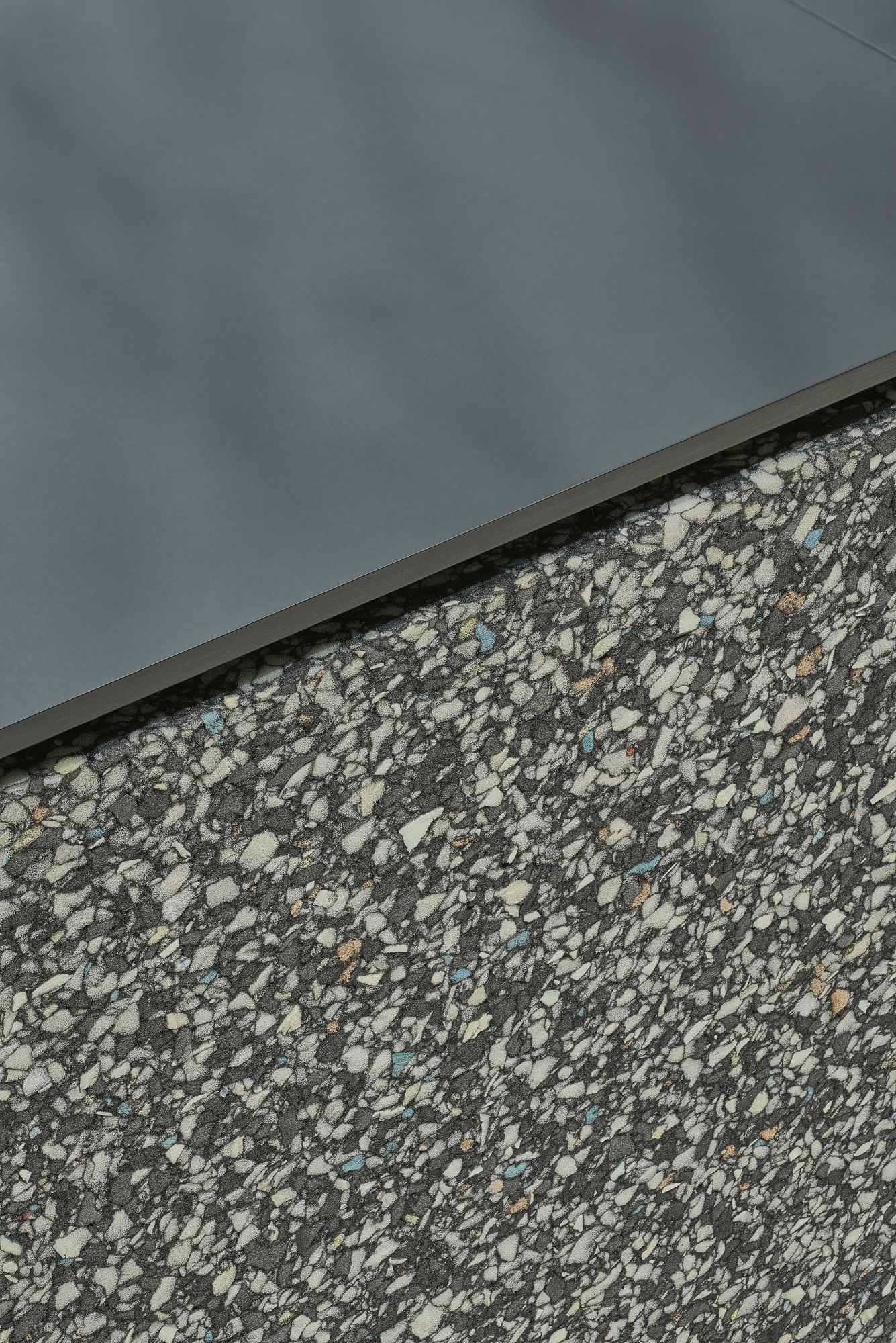 Vilnius 商业区前苏联军事村改造的 LONAS 展示厅-11