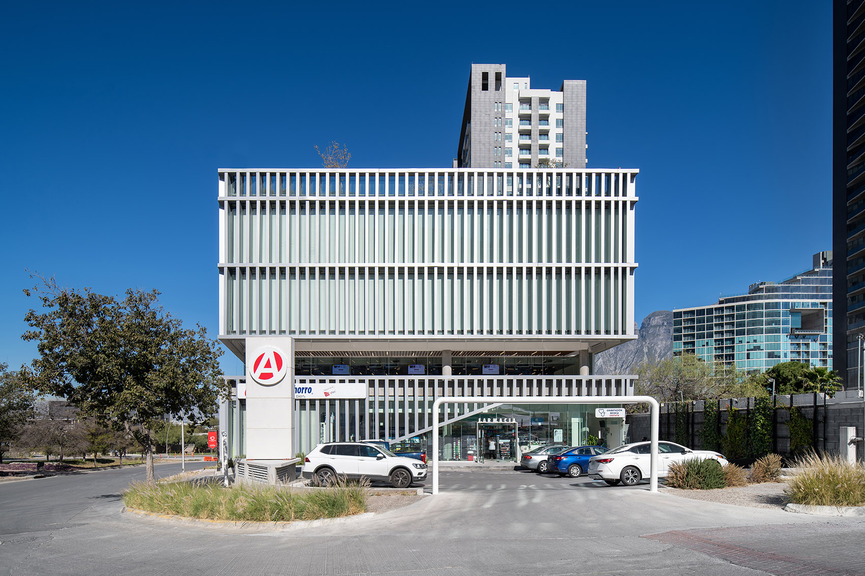 储存制药公司总部丨墨西哥丨Mass Operations-12