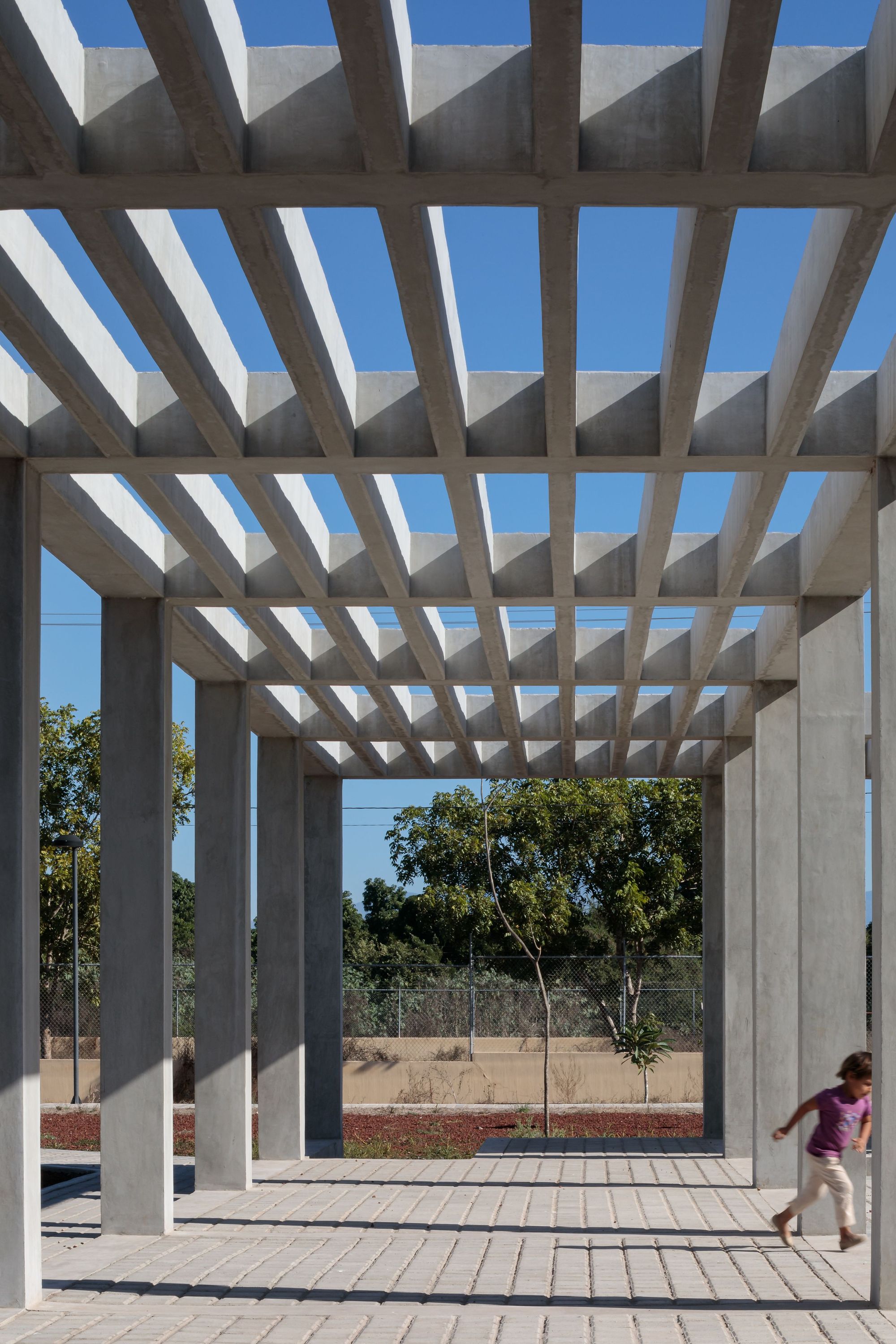 墨西哥阿卡波内塔公园 | 公共空间的新生-9