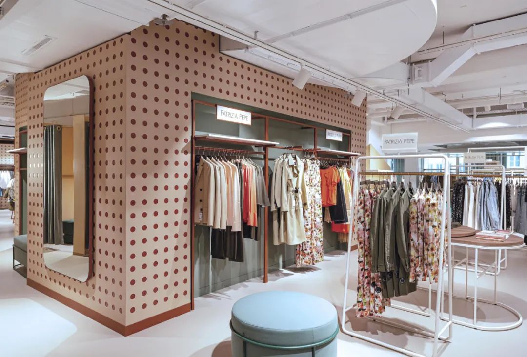 德国 LUDWIG BECK 百货女装楼层设计丨德国慕尼黑-5