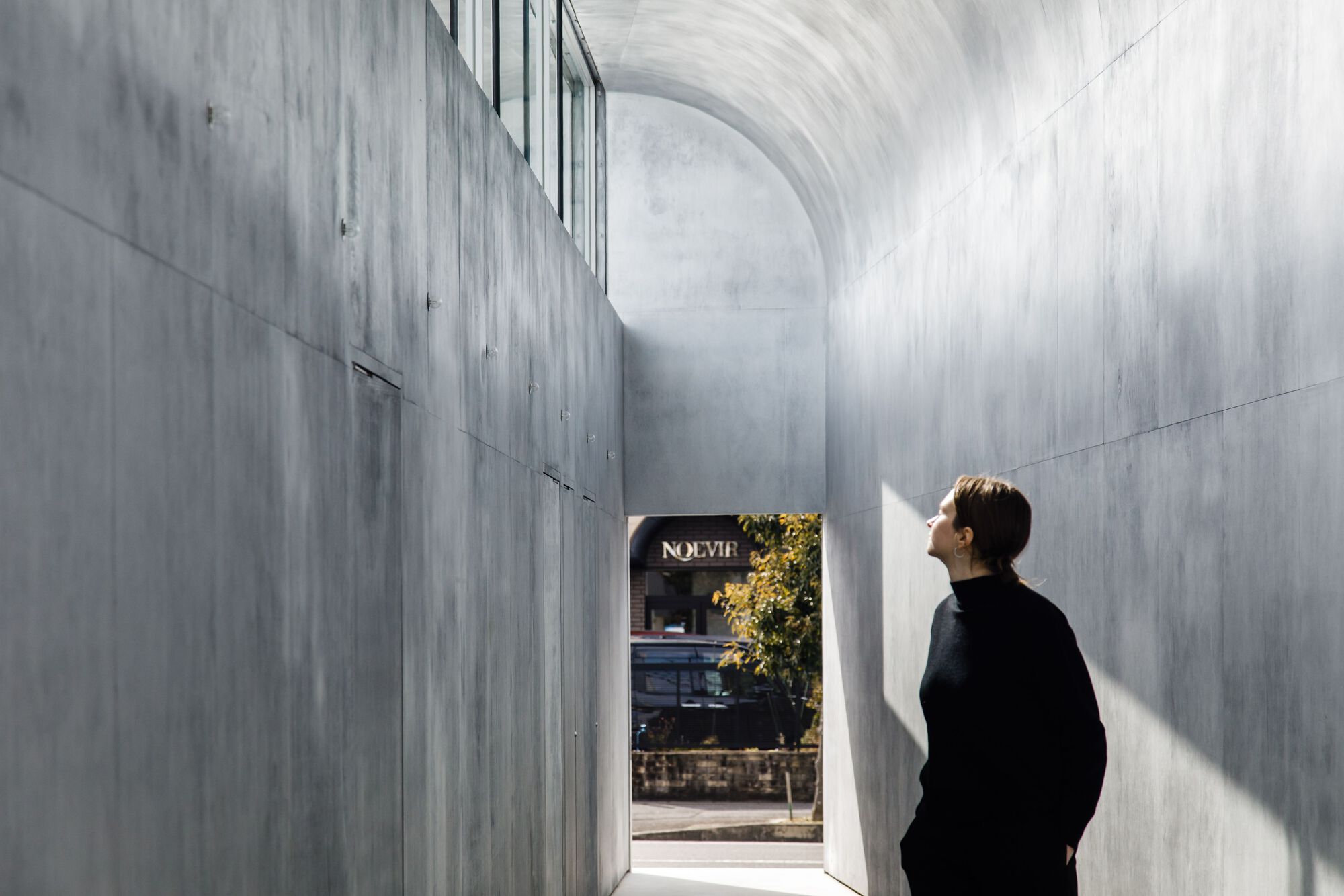 画廊沙龙丨日本丨Niimori Jamison Architects-18