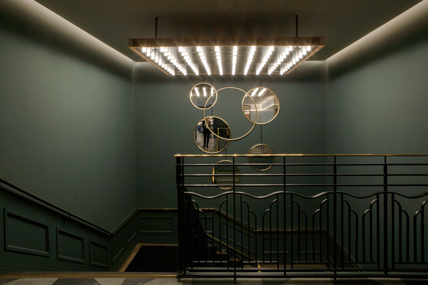 都柏林亚历克斯酒店,个性化定制空间,传统与现代交融-28