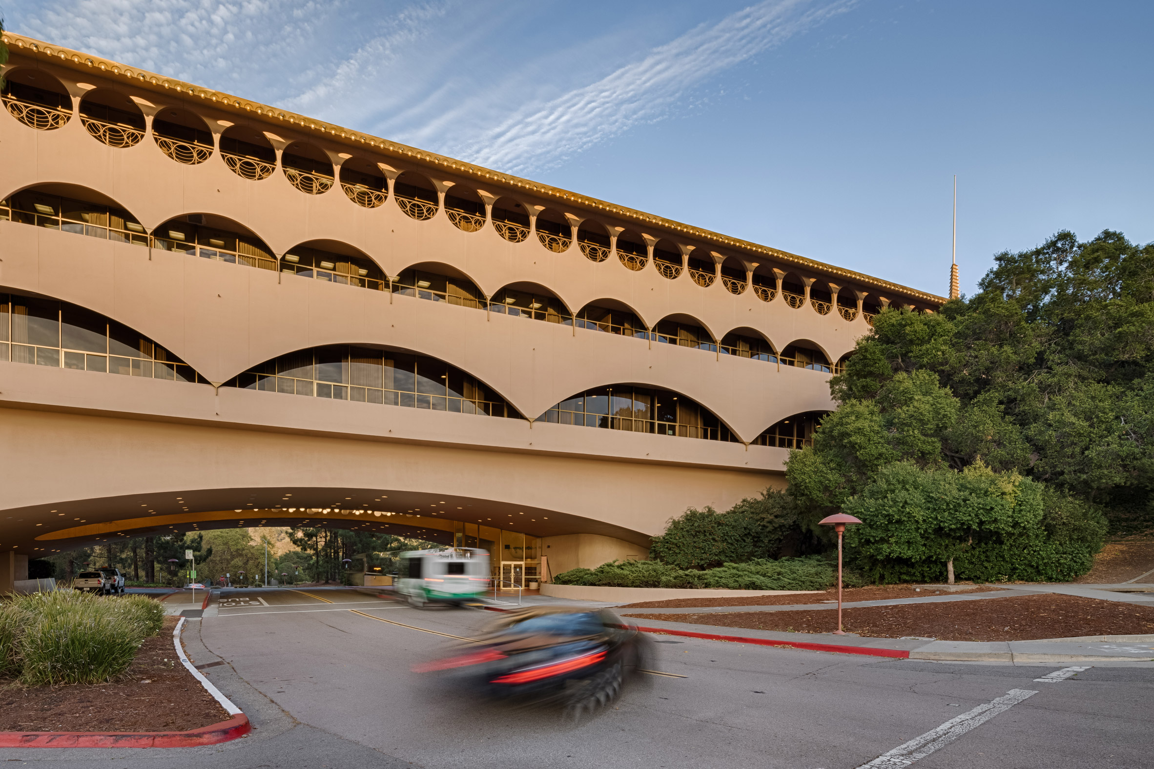 Frank Lloyd Wright's lesser-known designs are captured in new images-29