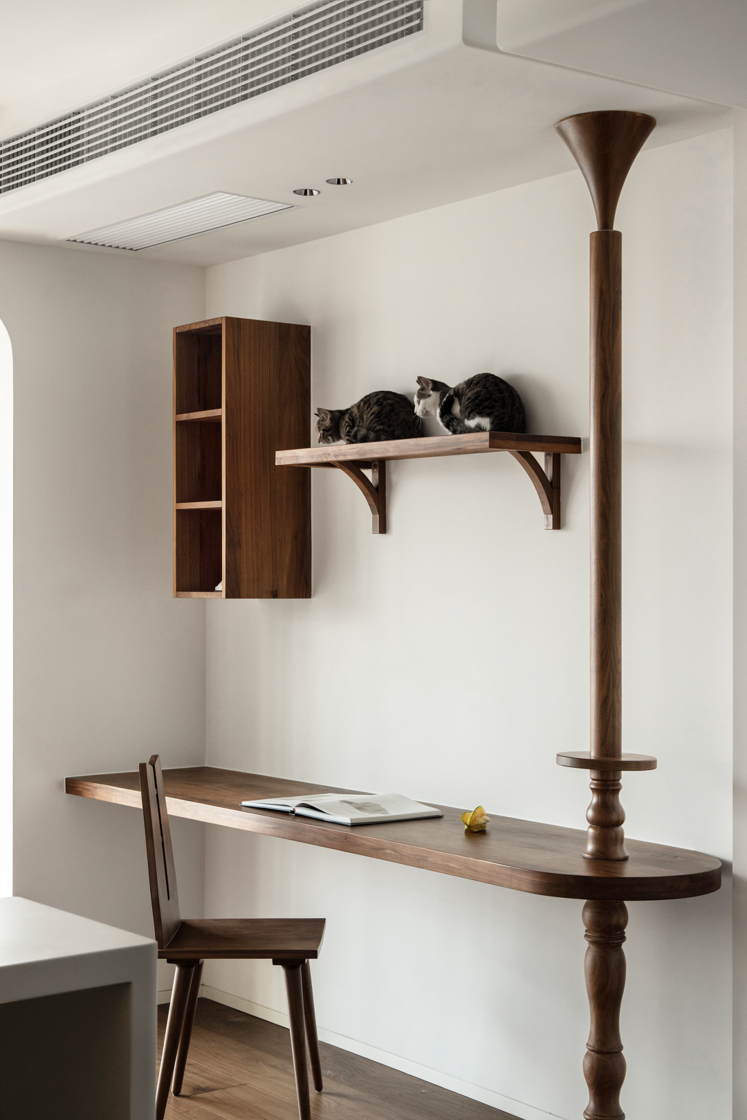 杭州 CHOCMONS 曲奇精品店主理人的复古公寓设计丨中国杭州丨拾间系空间设计-41