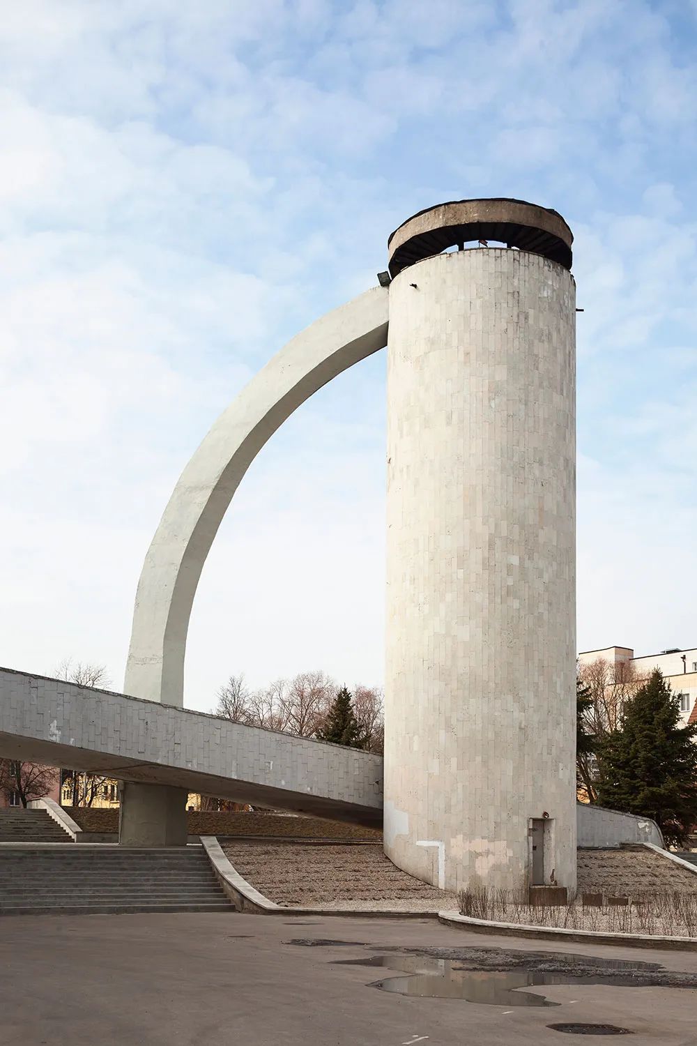 苏联粗野主义建筑及雕塑作品赏析丨多位设计师-22