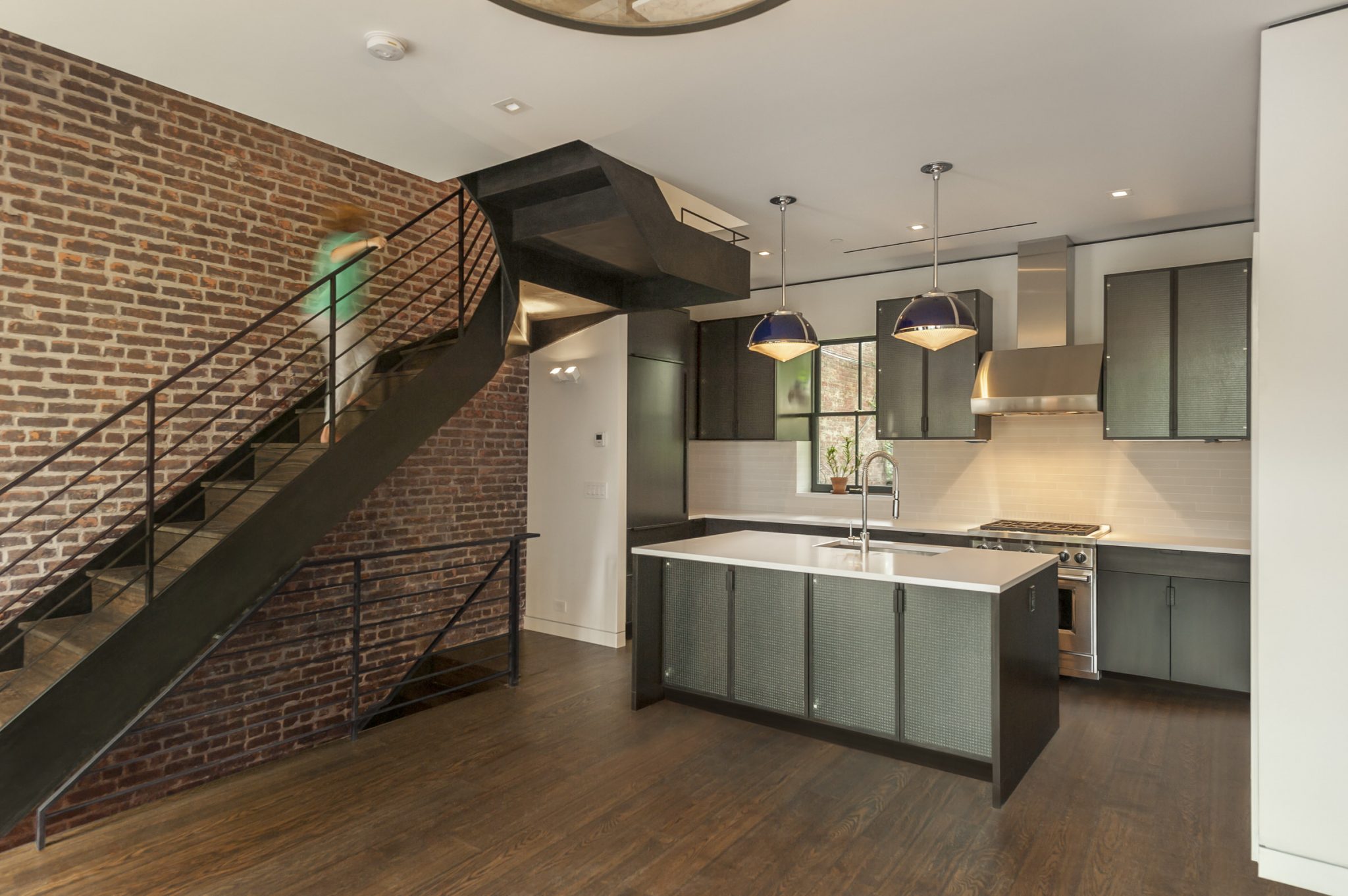 齐弗广场镇屋室内设计-0