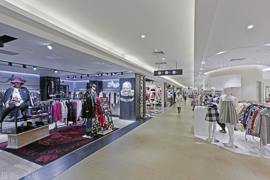 银泰百货总店-3