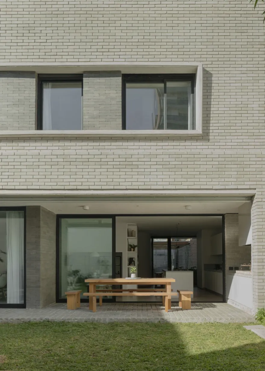 隐蔽的房子 / 隐藏的屋子丨阿根廷罗萨里奥丨Estudio STGO-35