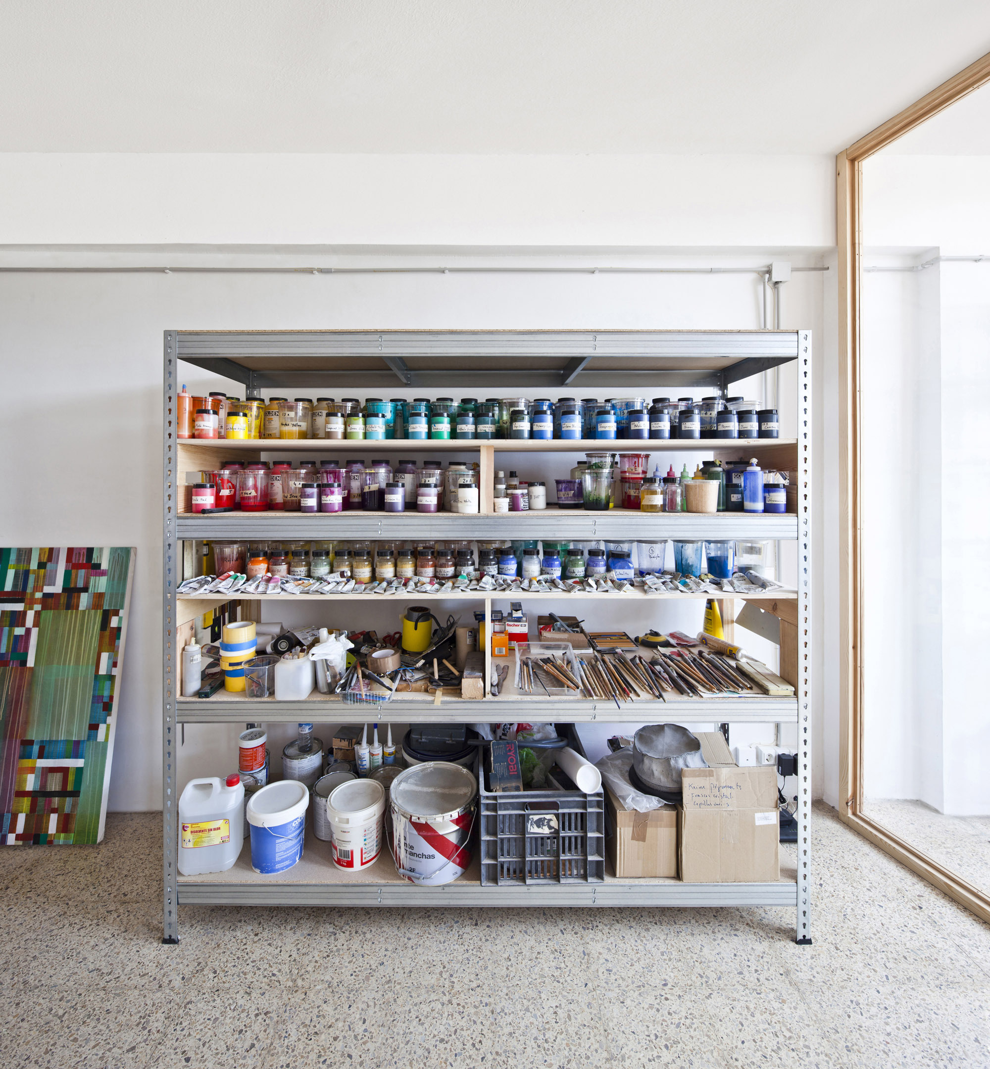 西班牙艺术家佩雷斯·波罗工作室设计丨西班牙巴塞罗那丨Anna & Eugeni Bach-17