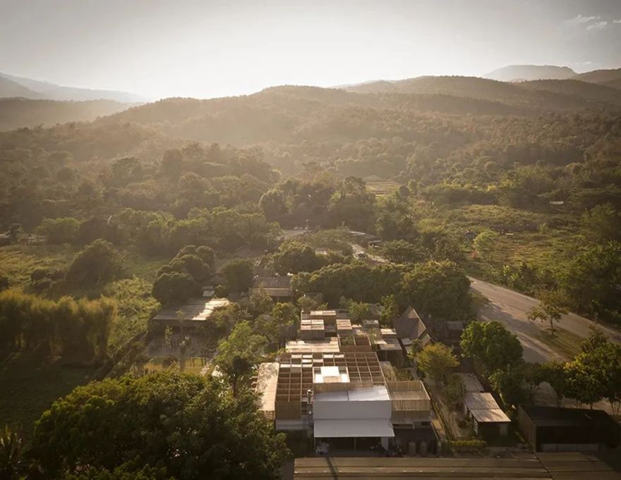 泰国生态农场餐厅,竹制网格结构展现原始生态之美-3