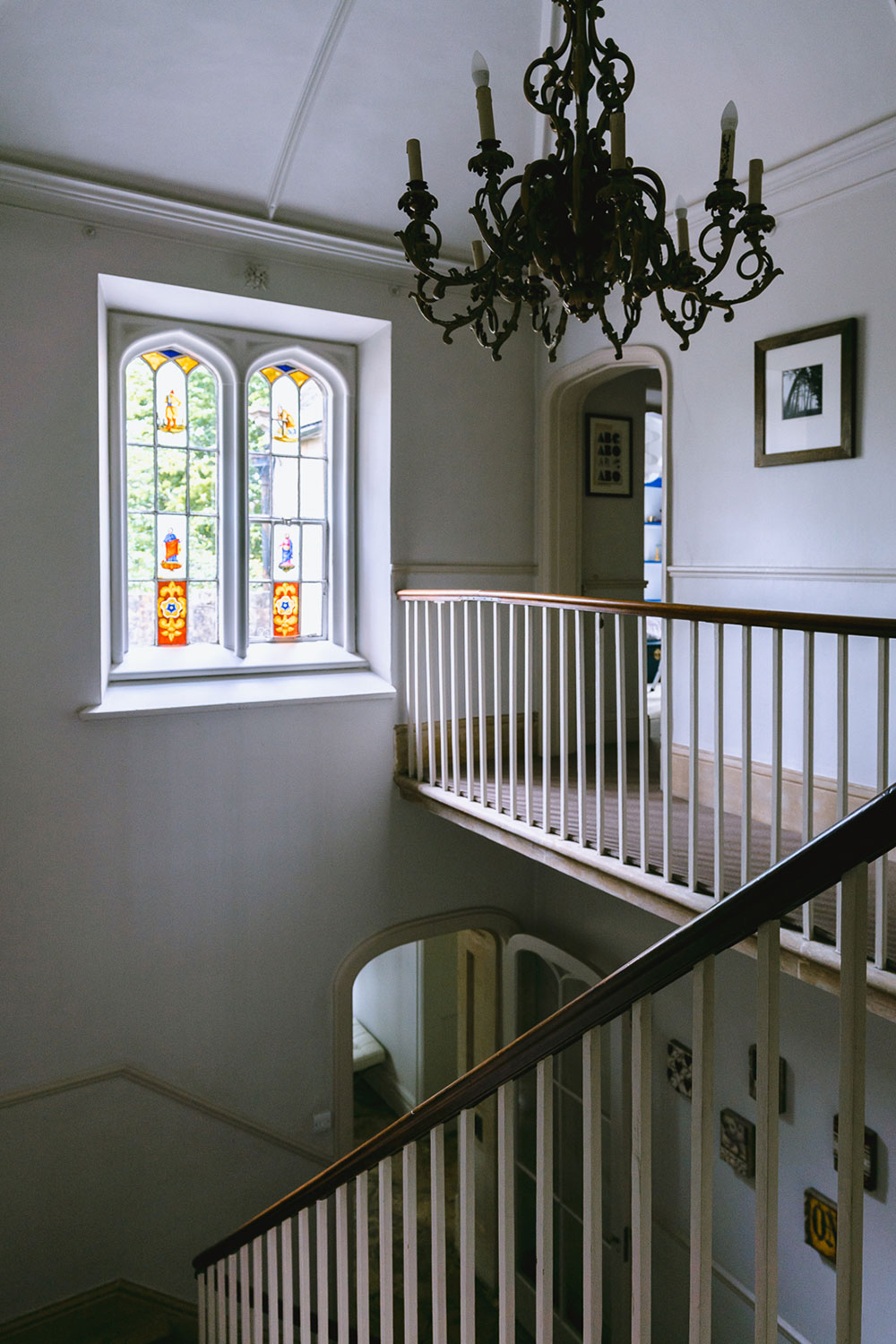 英格兰 19 世纪哥特式石屋，穿越时空的浪漫居住体验-18