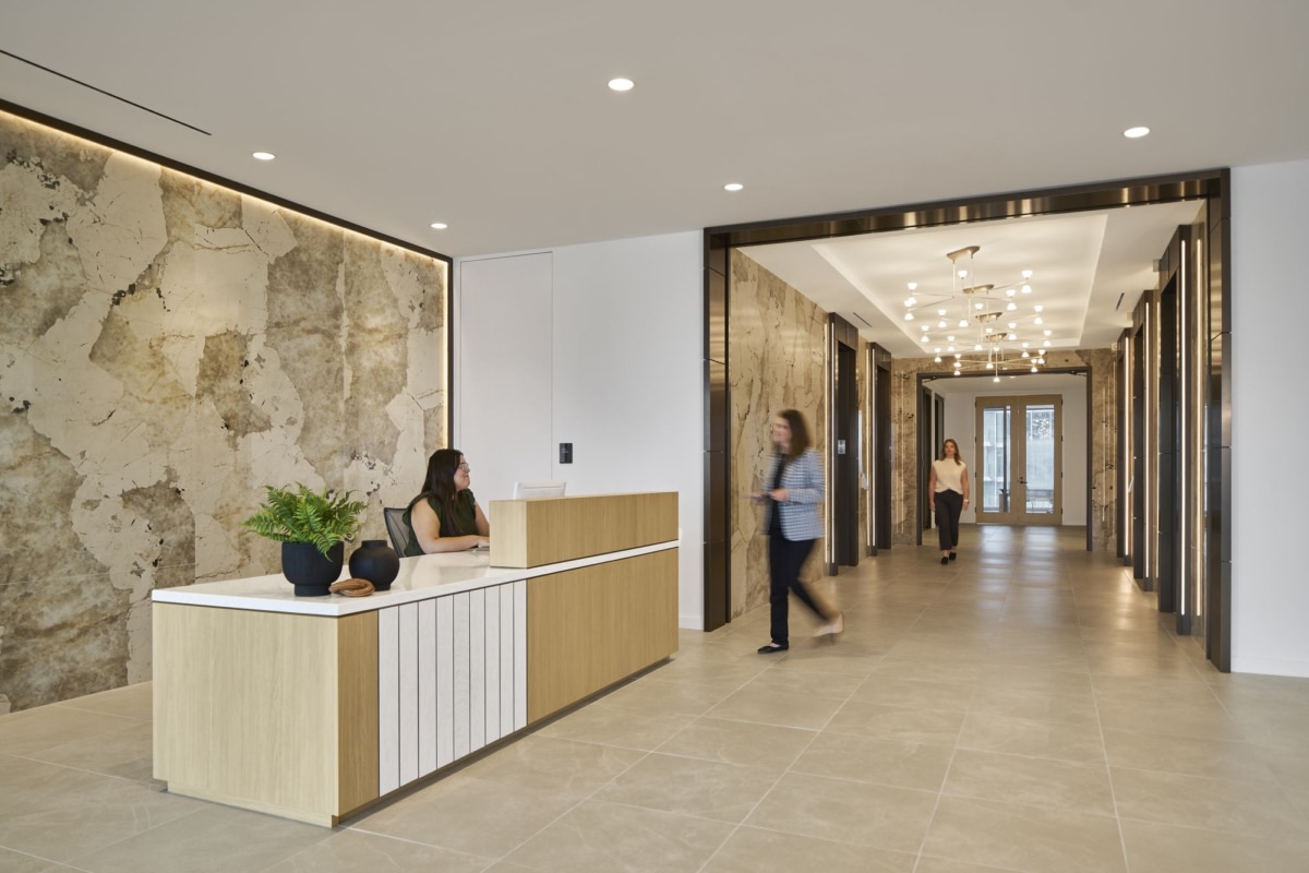 Barnes & Thornburg LLP Offices by ASD|SKY-12