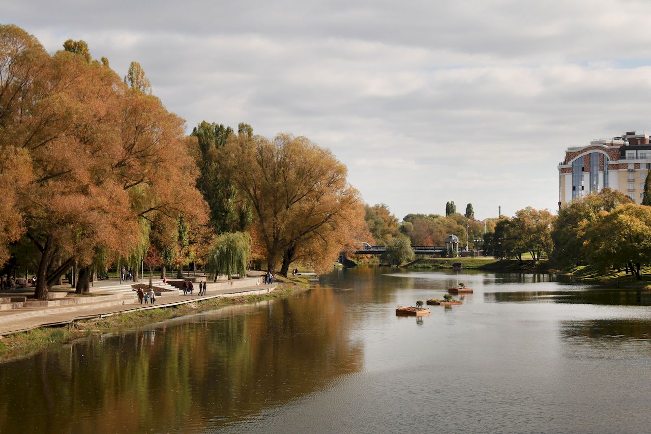 Белгороде市Везелка河滨水景观改造项目丨КБ Стрелка等-1