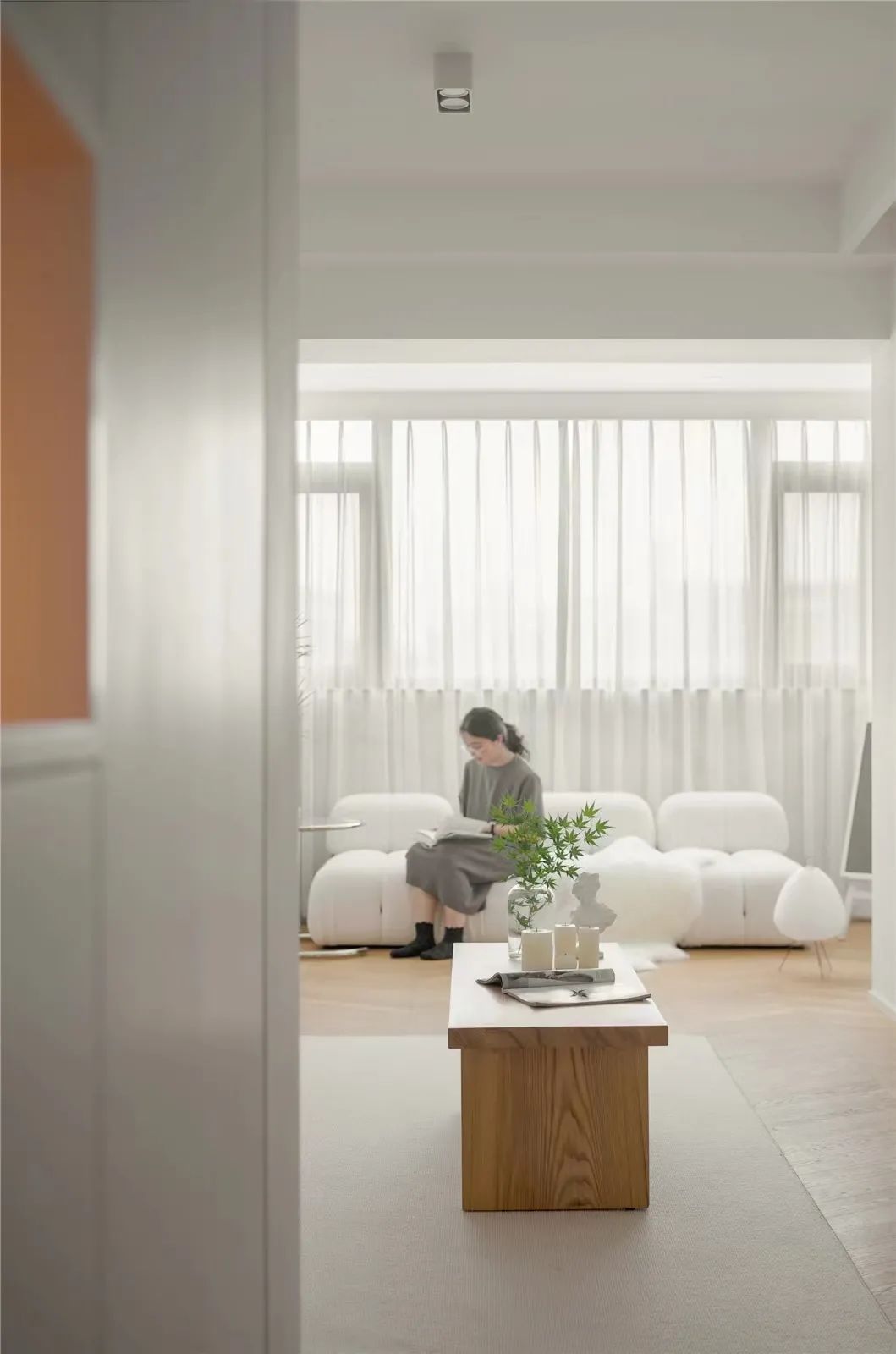 纯白++木色,打造舒适惬意的顶楼复式丨中国南京丨山舍建筑设计-15