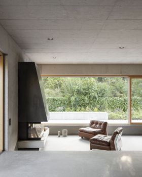 Set Houses with One Pillar / Buero Wagner