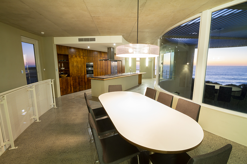 环形海景别墅，利用太阳能打造舒适生活空间-11