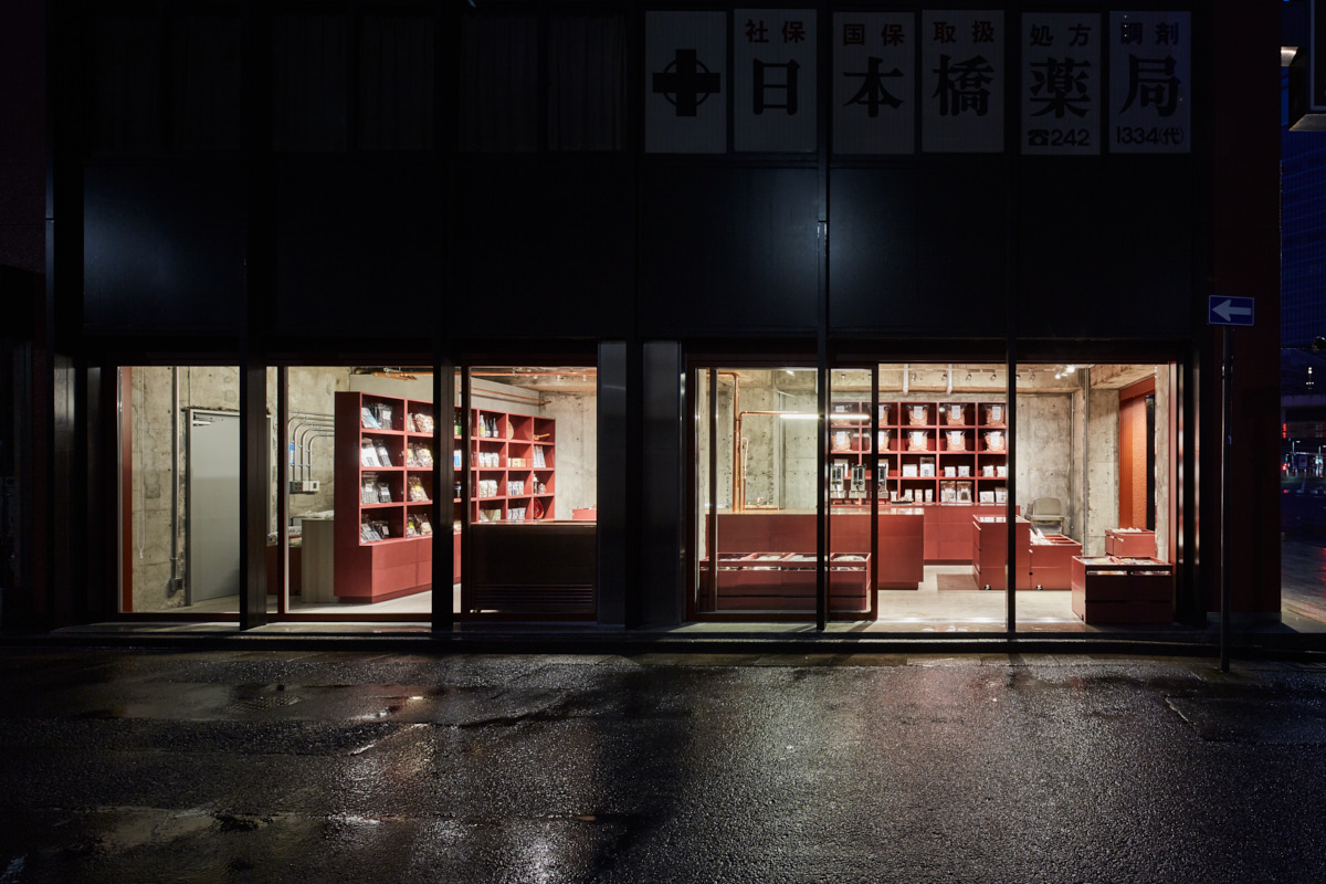 东京百年干货店 YAGICHO·HONTEN 的红色重生-23