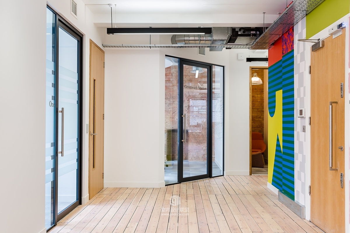 Omidyar办公室网络——伦敦-9