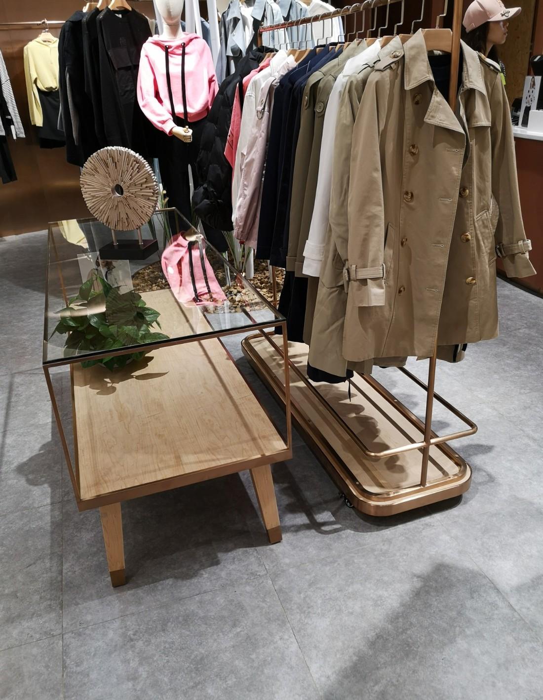 
IZOLA-沪虹桥天街-女装 -20