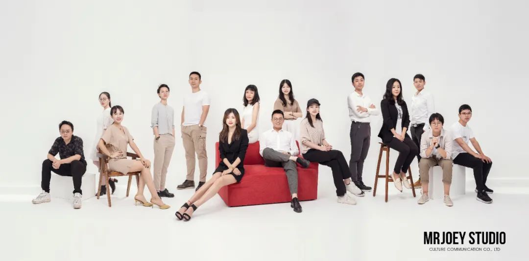 济南绿城明月风荷生活美学馆 | 湖畔流水的现代生活空间-80