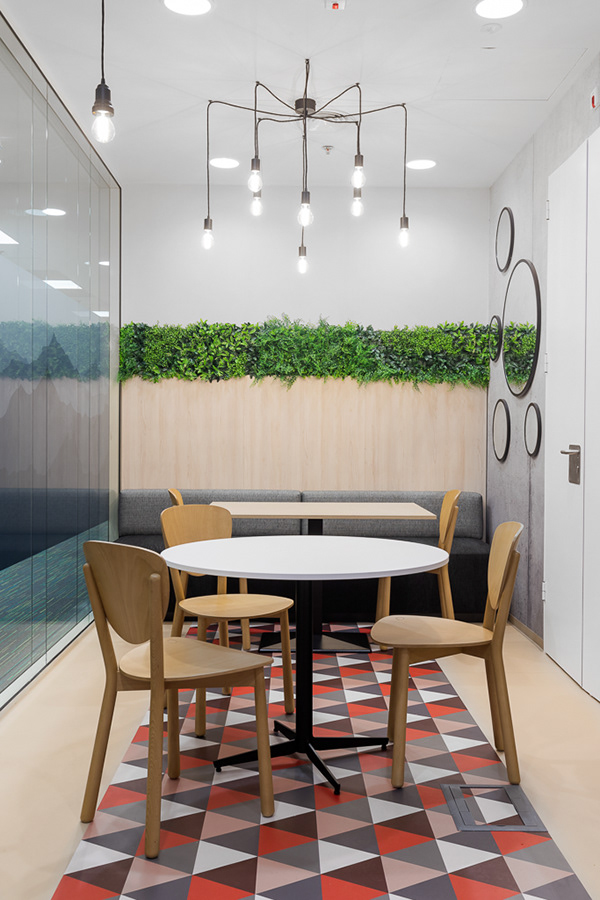 AMA 设计丨罗马尼亚布加勒斯特丨Iron Mountain-13