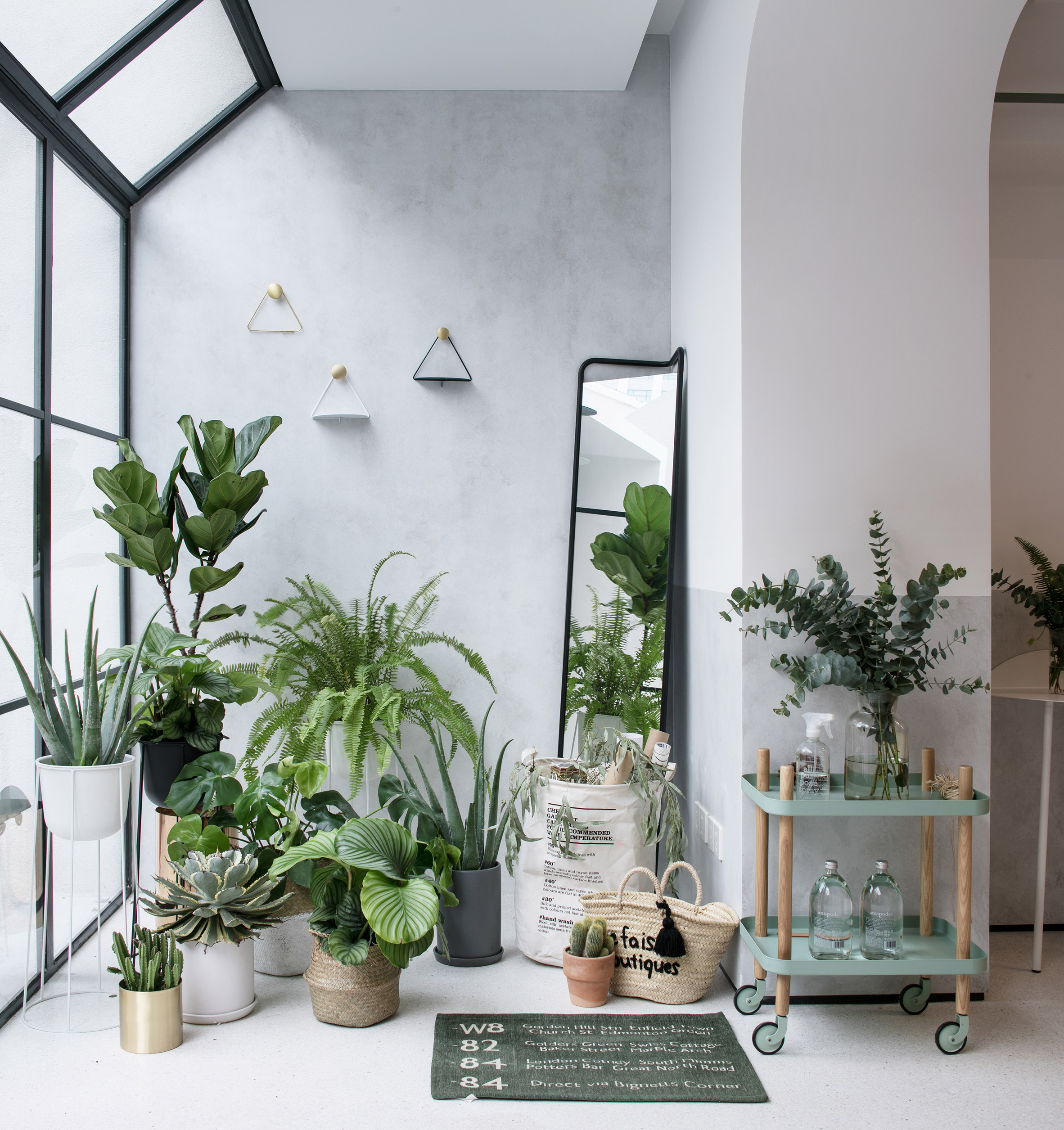 Modular furniture allows Shanghai home to evolve with its family-11