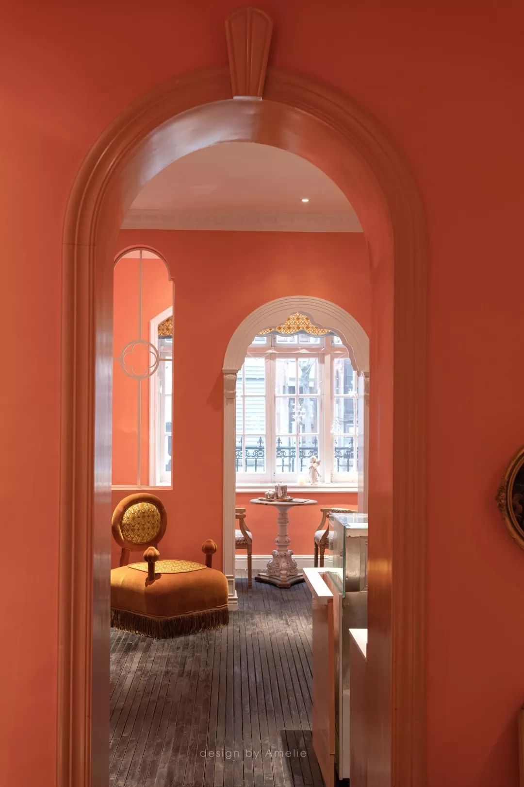 武汉百年老房大变身,甜品店设计展现女性魅力-39