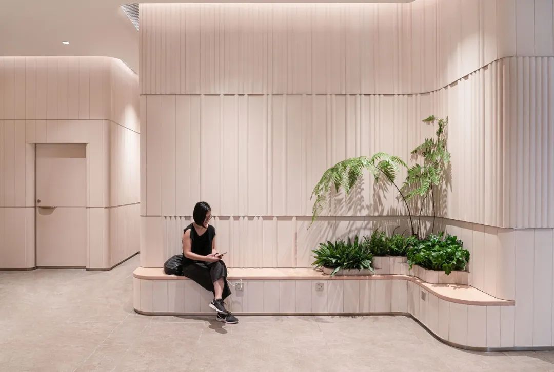 瑞虹天地太阳宫室内公区设计丨中国上海丨LUKSTUDIO芝作室-0