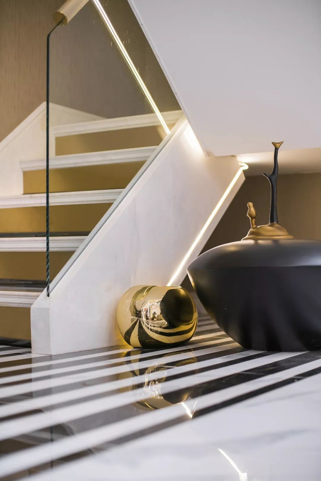 中海云麓里叠墅样板间 | 海派时尚的先锋格调-22