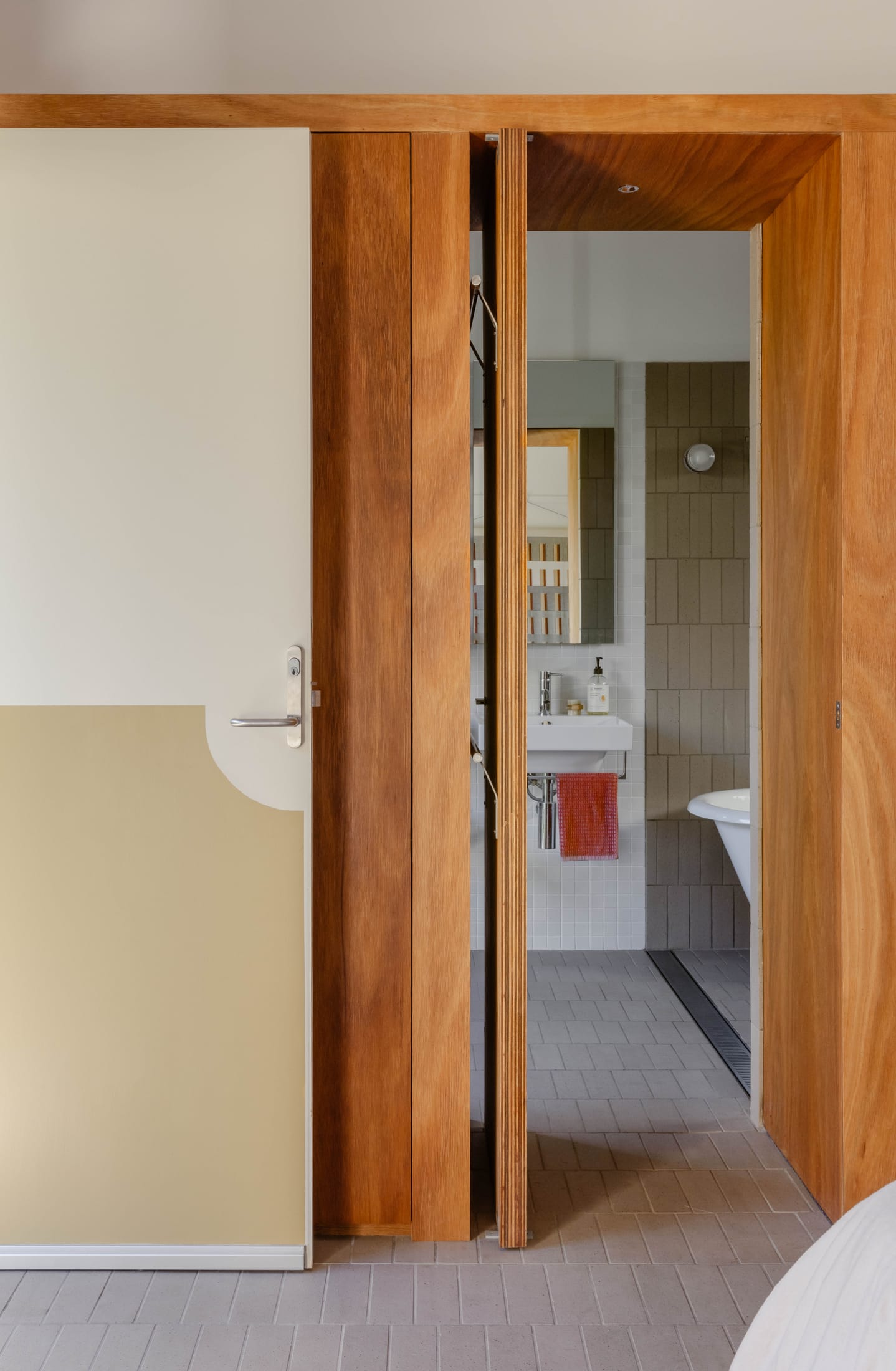 格雷博·
说明:由于Greybo可能是人名、品牌名等专有名词,这里按音译处理若有具体背景信息,可进一步优化翻译 丨澳大利亚新南威尔士丨Welsh + Major-7