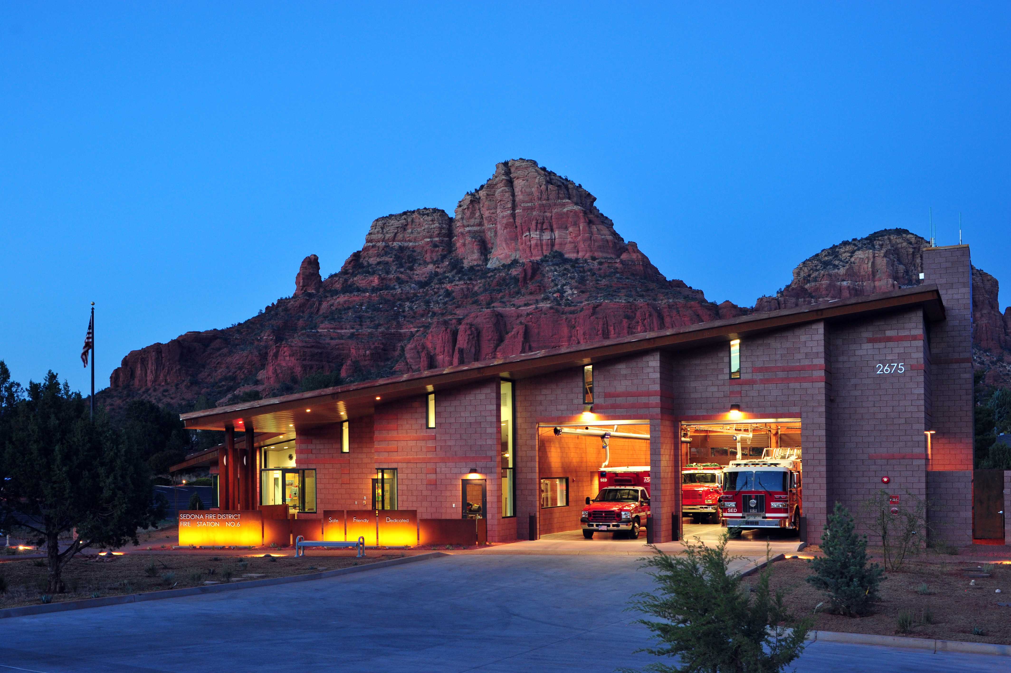 塞多纳消防局 6 号-24