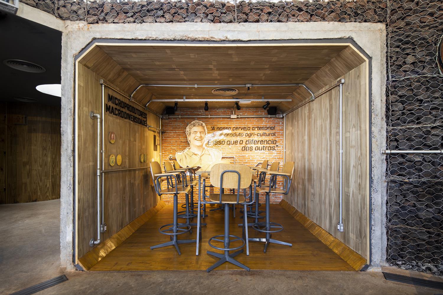 Toca do Urso · 绿色可持续的创新酒吧设计-15