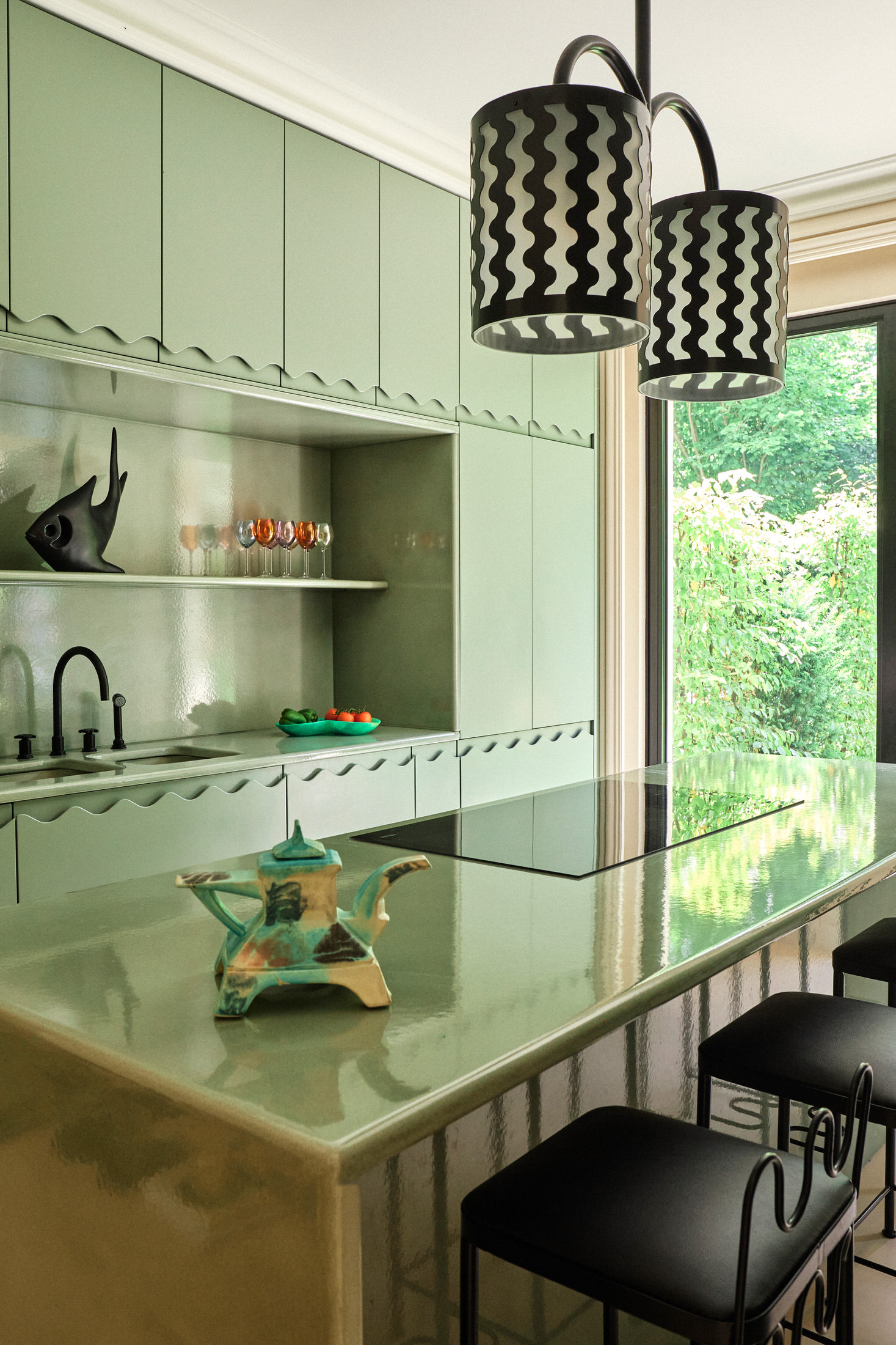 Parc-Side Perfection: Uchronia’s Garden-Embracing Apartment in Central Paris.-6