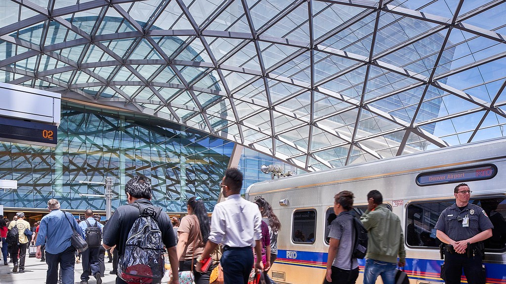 Gensler 打造绿色环保的丹佛机场 Westin 酒店与交通枢纽中心-3