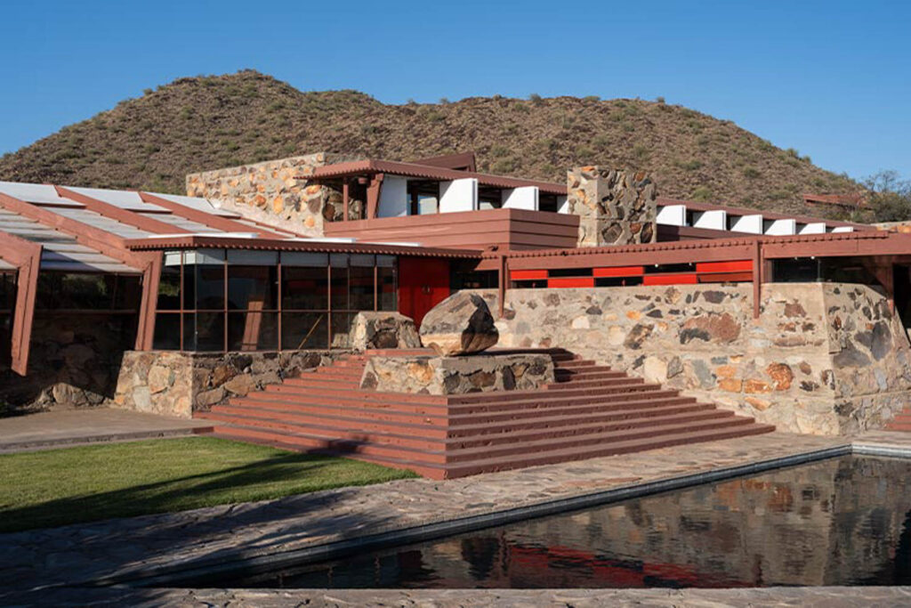 Lutron Bathes Frank Lloyd Wright’s Taliesin West In New Light-4