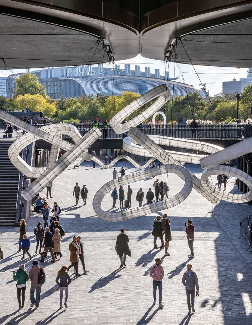 伦敦购物中心巨形灯光装置·“Space Frames”-23