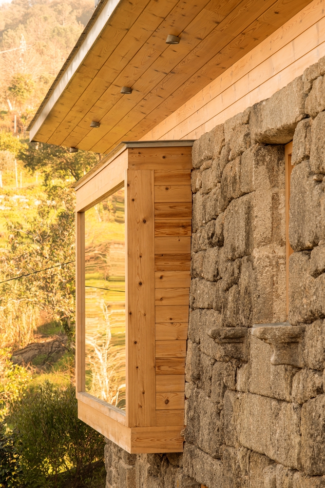 葡萄牙埃尔米达住宅创新改造丨Carlos Castanheira-41