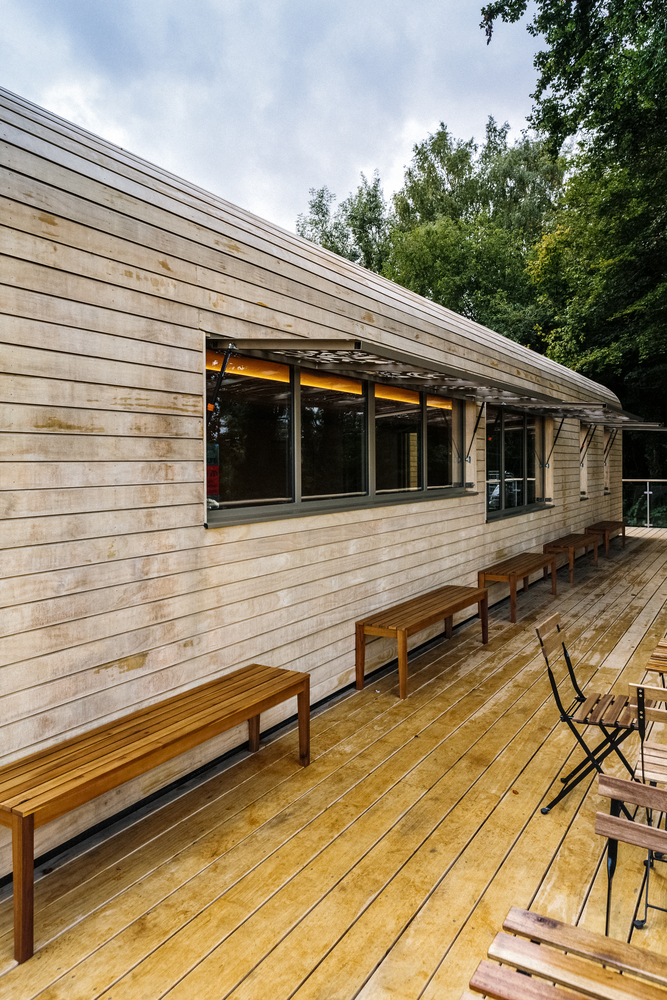 英国南安普敦新地标 · 火车车厢造型咖啡厅-26