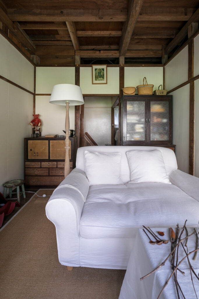 108段の先に建つ家鎌倉の古民家で手仕事を楽しむ | Style of Life | 100%LiFE-14