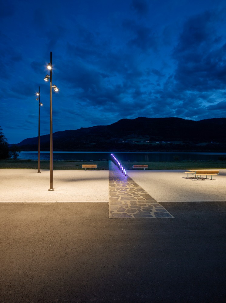 Krekke 高速公路休息区 | 公园与休息的完美融合-15